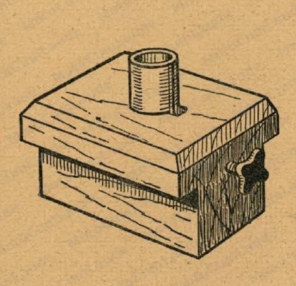 Holzaufnahme zum Einspannen der Vorrichtung Nr. 464 A in den Schraubstock